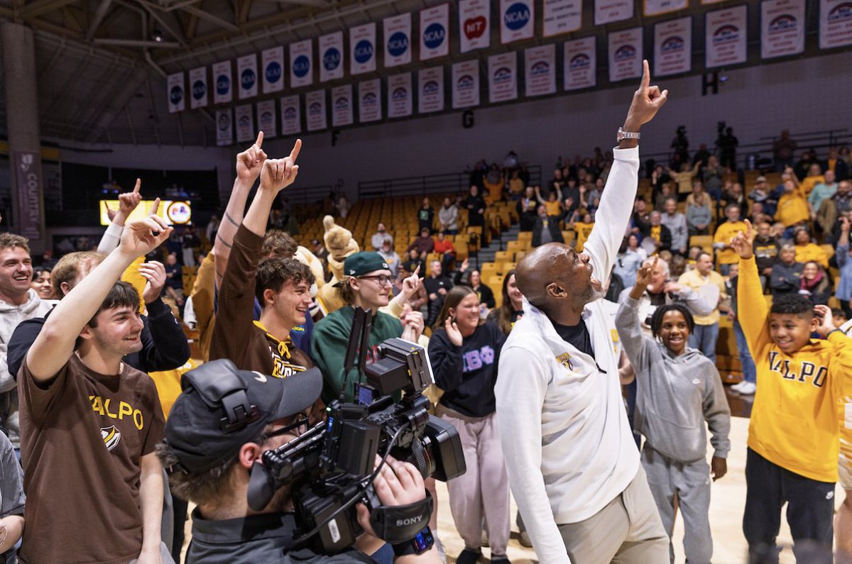 Roger Powell Jr tweet media