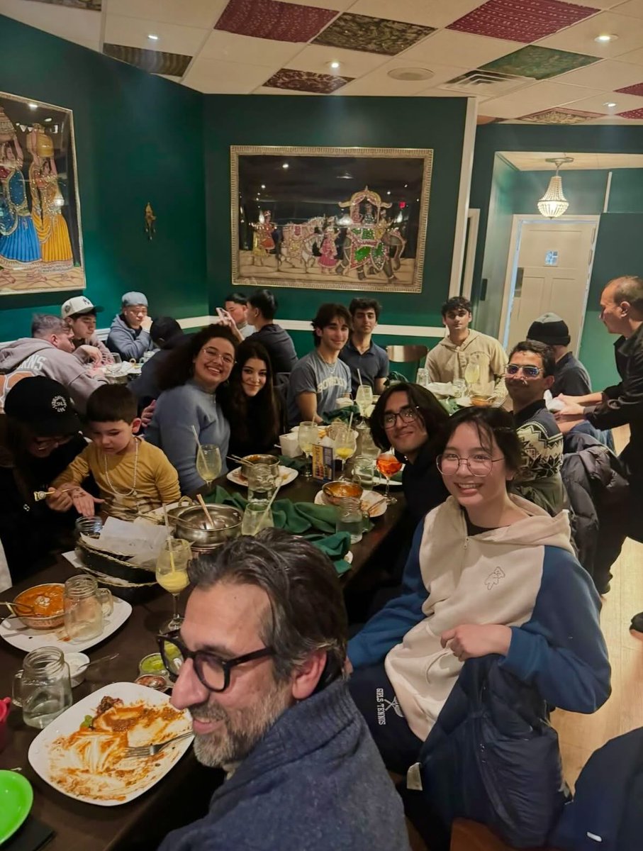 BombayMahal tweet media