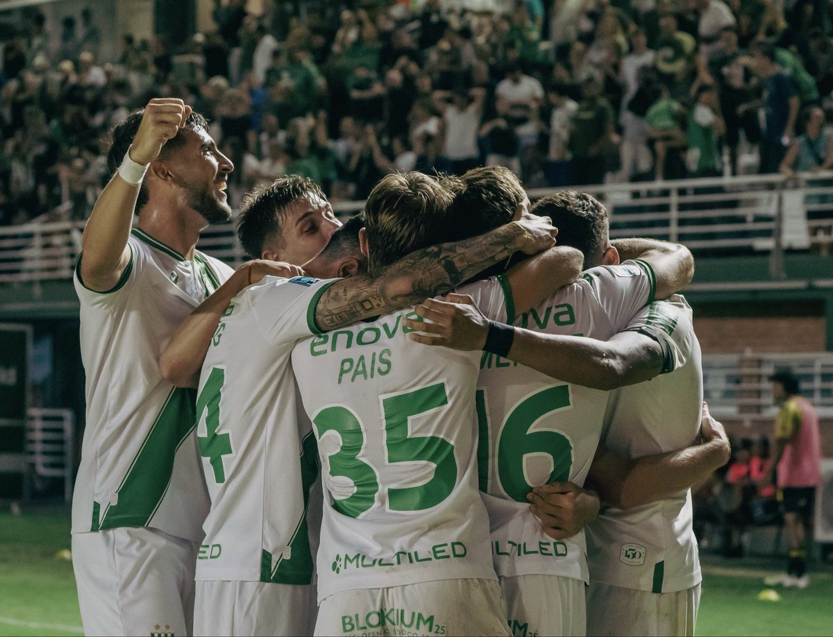 GANÓ GANÓ GAAAAAANOOOOOÓ BANFIELD 🇳🇬🇳🇬🇳🇬

#Banfield 2-0 Aldosivi