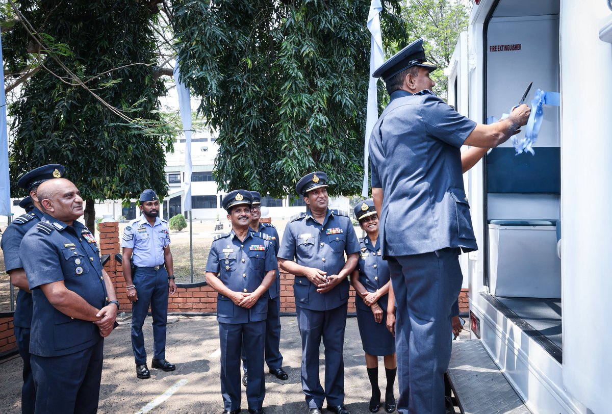 Sri Lanka Air Force tweet media
