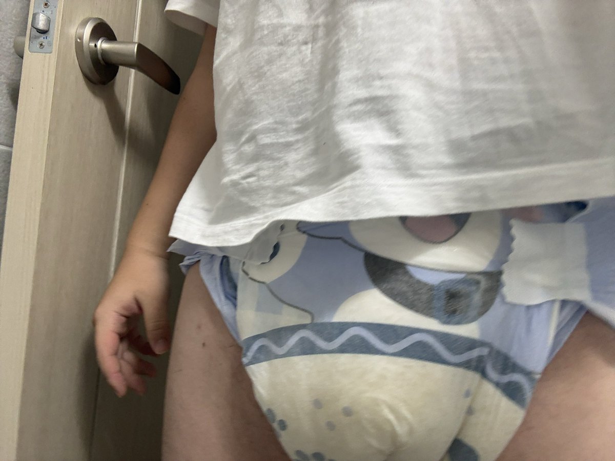 ABDL_Mana's tweet photo. 쉬... 한거... 티나요? https://t.co/mMkx7yK6sL