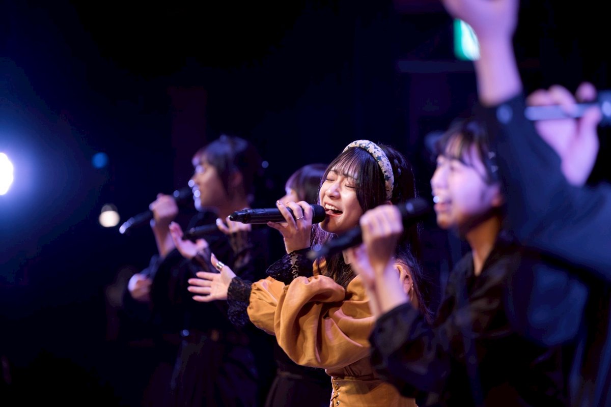 heyeigh_v's tweet photo. 終演‼️
副Pやっておりました！
アカペラいっぱいやりながらプロ陣、大変なこともいっぱいあったけど今年一年で死ぬほど成長できた気がするぞ〜！やって良かった🫶✨ https://t.co/NCKeCsS9S0