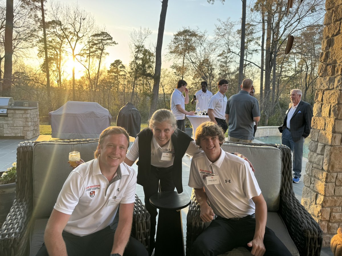 Alisa R White tweet media