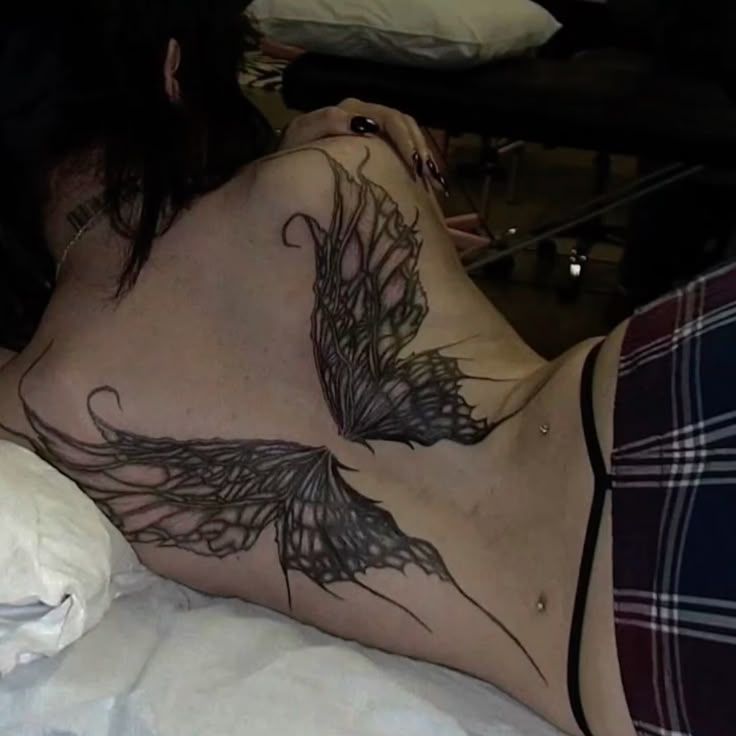 cammiescounting's tweet photo. tattoo this or that poll! ☆ https://t.co/S7rBWiZBJf