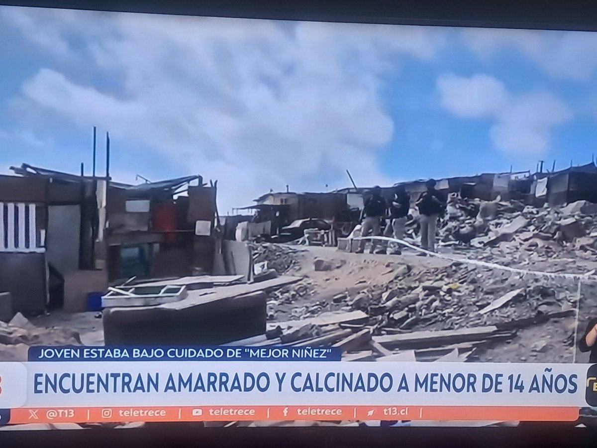 Encuentran cuerpo de  menor de 14 años amarrado y calcinado...
Estaba bajo cuidado de "Mejor Niñez"

Chile, Estado Fallido.

<a href="/GobiernodeChile/">Gobierno de Chile</a>
<a href="/defensorianinez/">Defensoría de la Niñez</a>