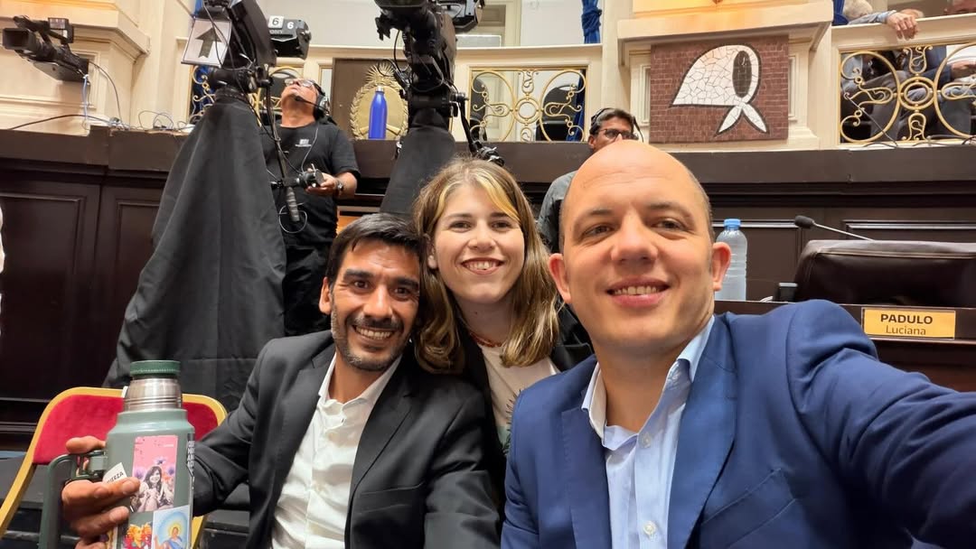 Avelino Zurro tweet media