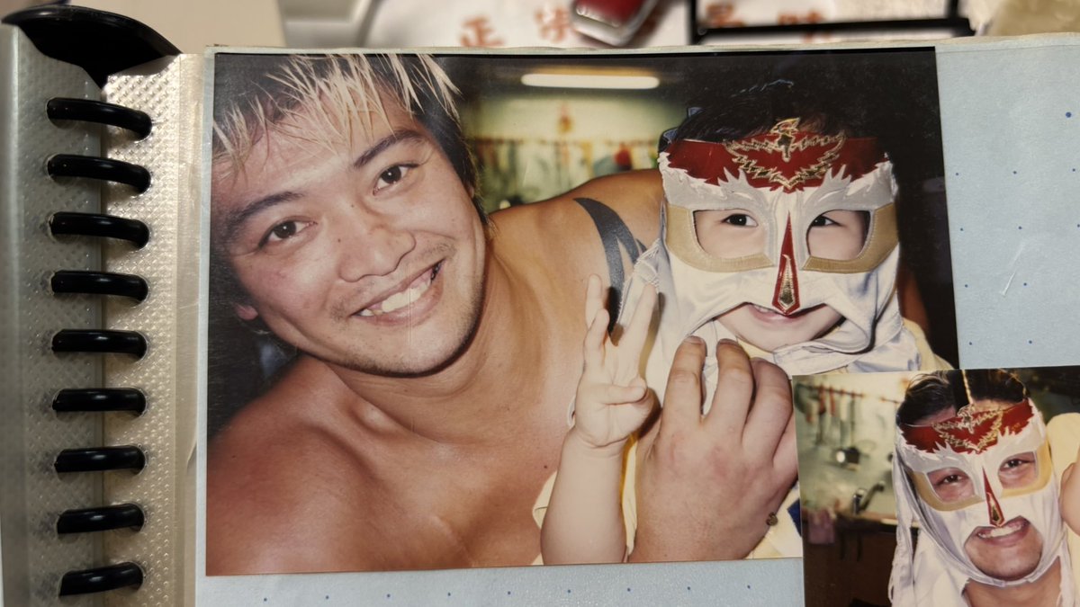 3/3 今日は父の命日
亡くなってから10年も経つなんて🥲

久しぶりに実家のアルバムを見返したら思い出たくさんの写真で溢れてた🥰

お父さんの分まで毎日大切に生きよう❁︎