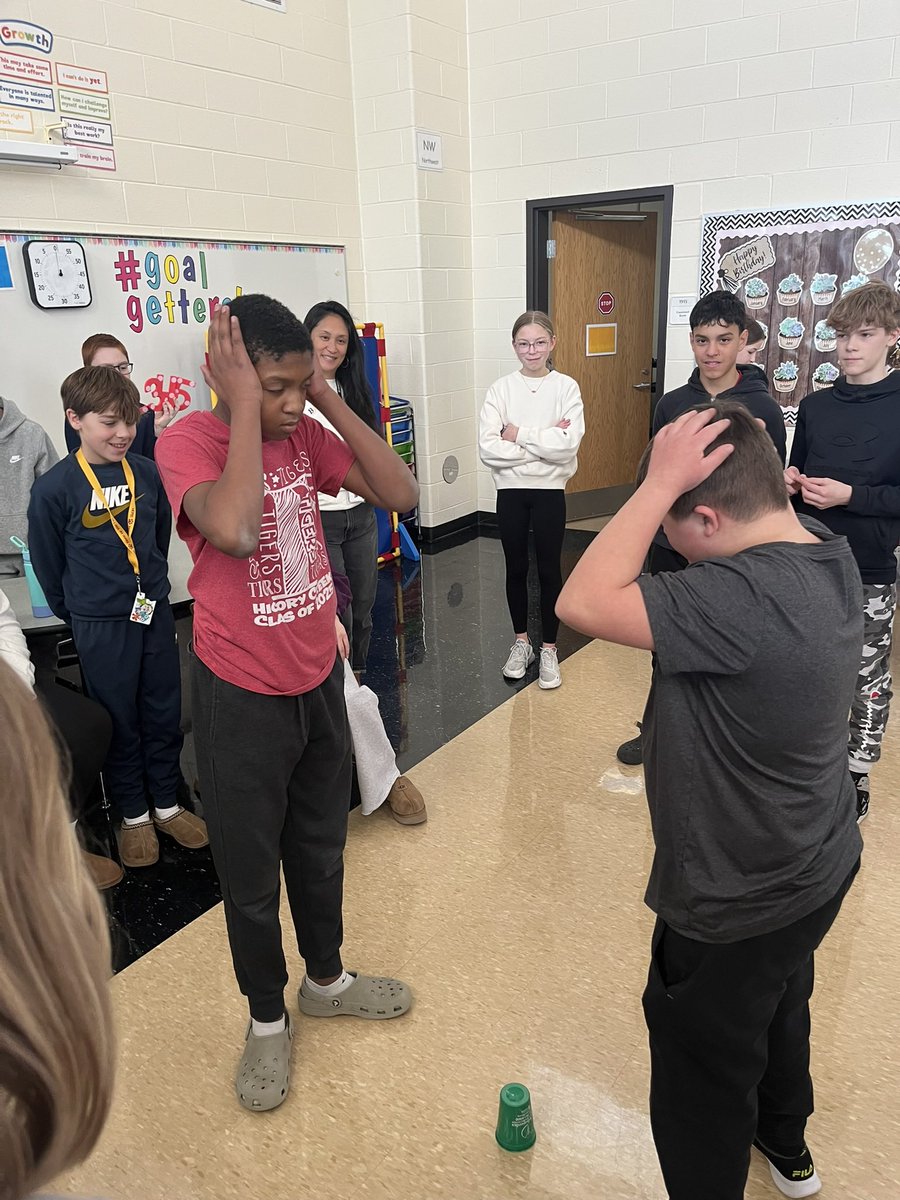CumbeeMs's tweet photo. March Chapter Meeting
#ilbestbuddies #bestbuddies #inclusion
#fsd157c # hcmstigers157c https://t.co/aHp0AKIqHy