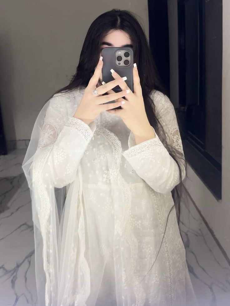 Naila tweet media