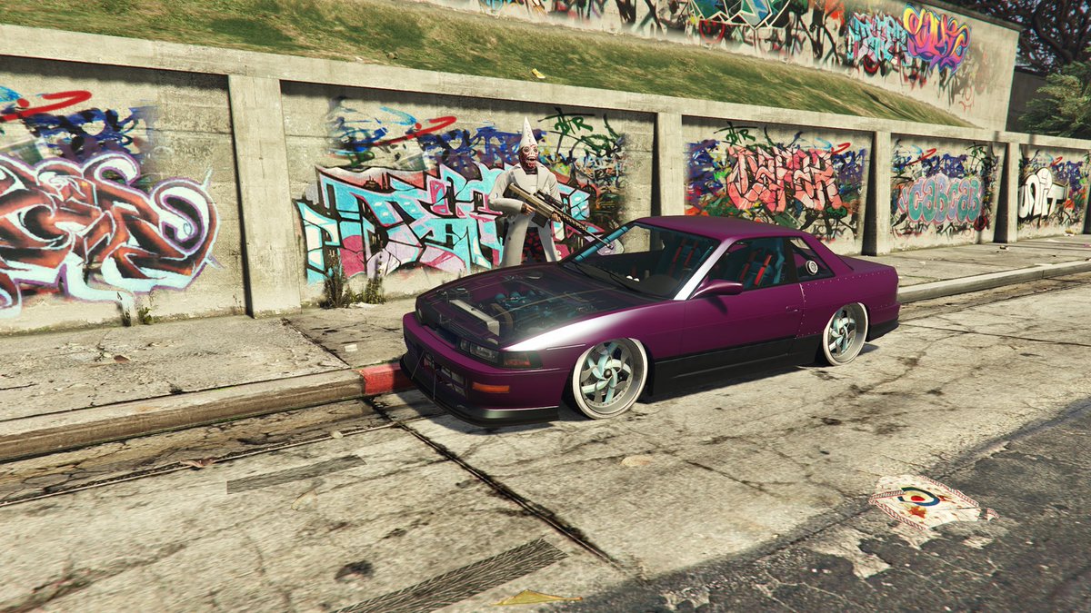 𝖝𝖃𝕾𝖚𝖌𝖊𝖂𝖍𝖎𝖙𝖊𝖃𝖝 tweet media