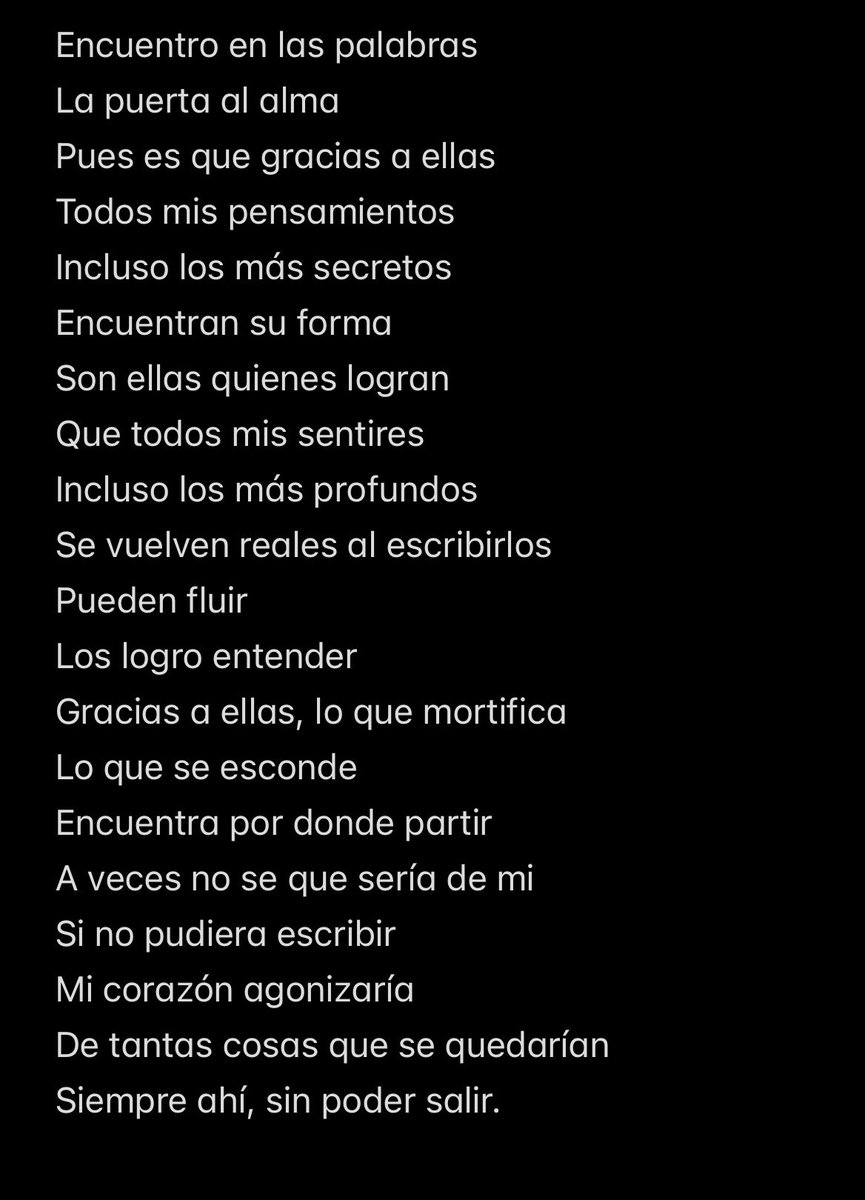 ValenKairuz's tweet photo. A veces se me sale lo poético, digna hija de mi papá I Guess https://t.co/8h0ZJHJKfZ