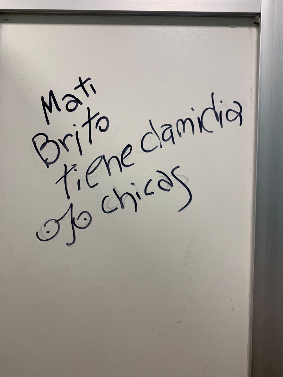 🚨| URGENTE
🇮🇱| Luego de su participación en el asesinato del Ayatola Jamenei, el agente del Mossad Matías Britto anunció su presencia en la FFyL.
😰| "Esperemos que no contagie a nadie con su clamidia" comentó Pasino al consultarle su opinión