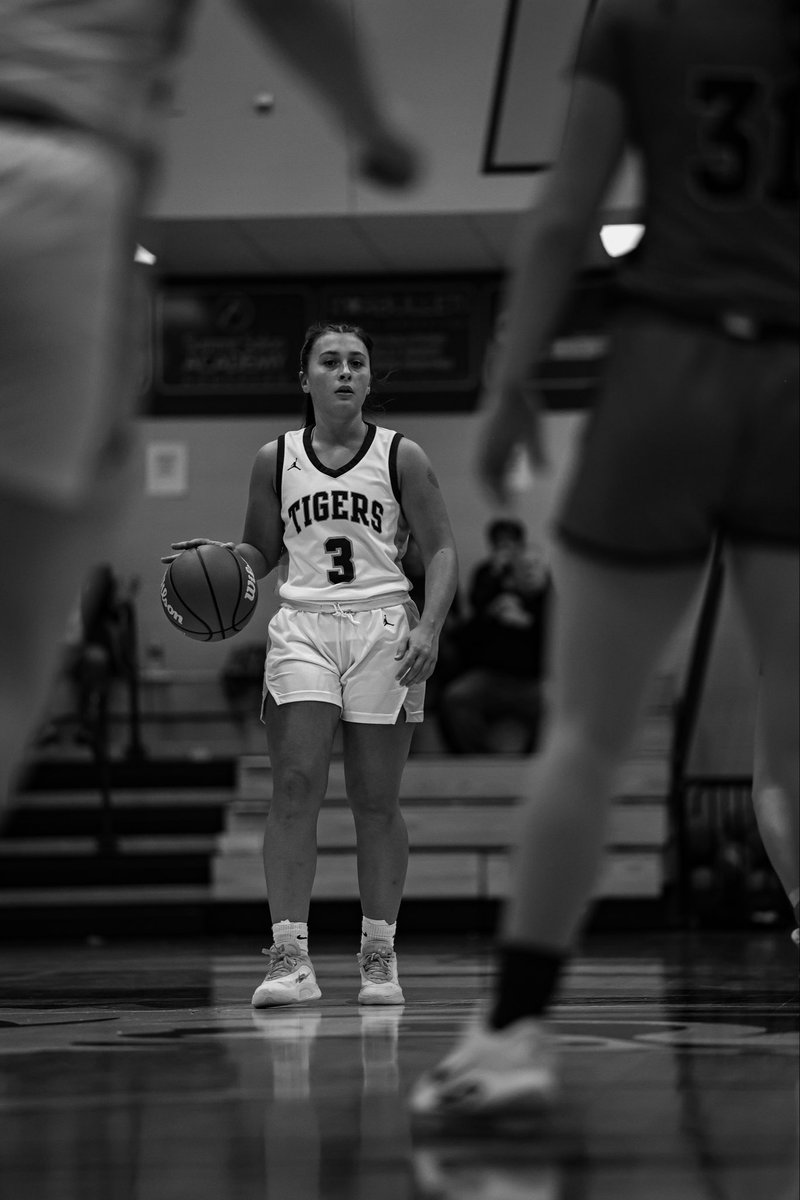 AlexGBB's tweet photo. Congrats to @LaelaDietzer30 and @2028Conleigh for making the 2026 All-CIC team and @grace_wood2028 and @trinityranee_  for making HM All-CIC!! @hunt_Rob @amhstigers #STS https://t.co/9ouhnpEHeM