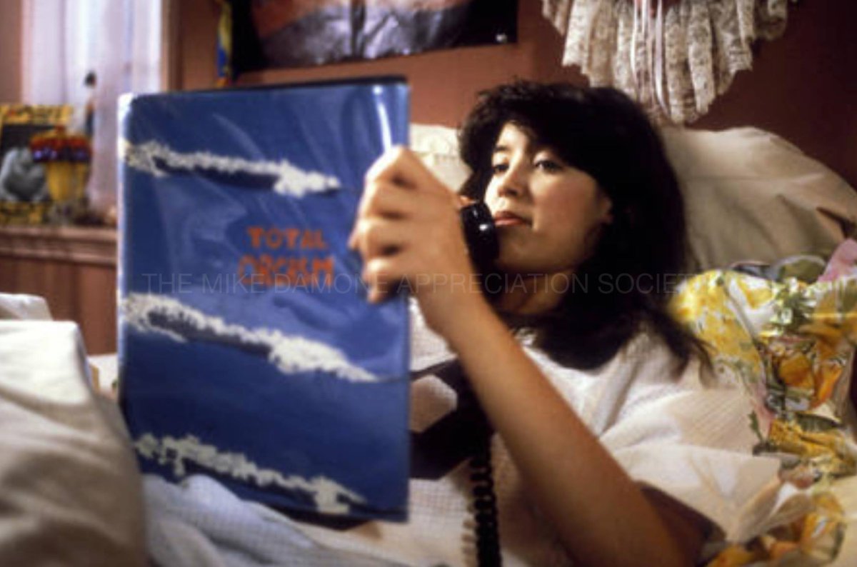 JEHoyle1971's tweet photo. Unseen scene - Fast Times at Ridgemont High '82 #FTARH #PhoebeCates #FastTimes https://t.co/BcpblFDNVy