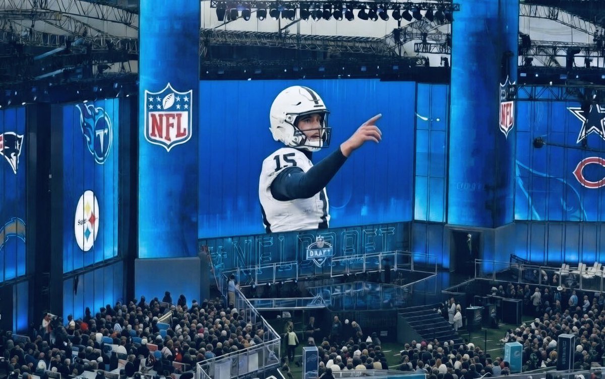 PS Football U tweet media