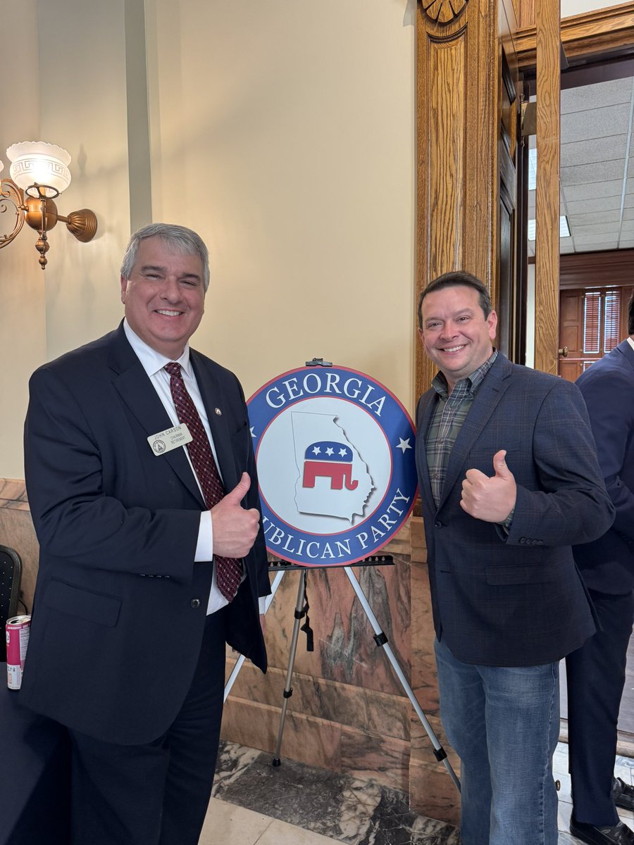 BradforHD21's tweet photo. Im pleased to share that I have qualified for re-election to State House District 21 today. It has been a privilege to serve as your representative. Throughout my time at the Capitol, I have advocated for responsible growth, reduced taxes, affordability concerns and other issues. https://t.co/RAxYKdrhQP