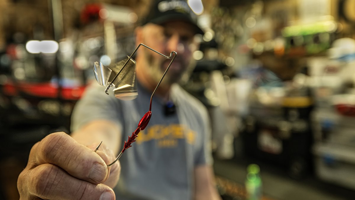 The Gbuzz was designed to Gerald Swindle’s exact specs. This isn't just a buzzbait-it’s a finely tuned tool for heart-stopping topwater explosions. 

Unique Wire Bend for max hookups. 🎣

Precision Blades that squeak and run true every time. ⚡️

#buckeye #buckeyelures #gbuzz