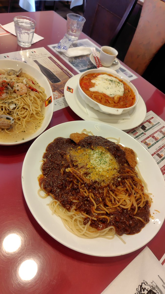 2月21日（土）、群馬県高崎市で開催された「CIDEXPO」にブースを出店。
プロレスプロモーションのブース、販売している物はネコ雑貨、保護猫活動の宣伝、フリー稼業の相談窓口というカオスっぷり。
お手伝いいただいた四井浩一さんも随所に狂気を見せる良い旅でした。
#IL_BRAVES
#CIDEXPO
