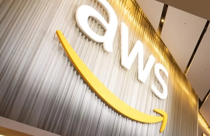 RRHHpress's tweet image. #Amazon anuncia nueva inversión en #España y 29.900 #empleos anuales hasta 2035
rrhhpress.com/organizaciones… #AWS