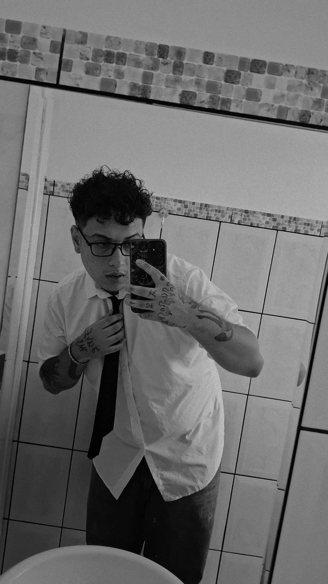 Codinome EXAGERADO tweet media