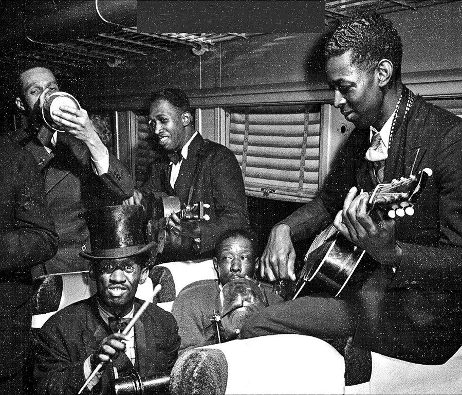 blinddogradio's tweet image. Memphis Jug Band was one of the definitive jug bands of the 1920s and early '30s and easily one of the most popular of the genre. blinddogradio.blogspot.com/2025/09/memphi… #BlindDogRadio #Listen #Blues #DownhomeBlues #CountryBlues