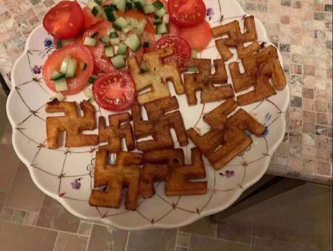 Soy un nazi cocinando quien quiere?