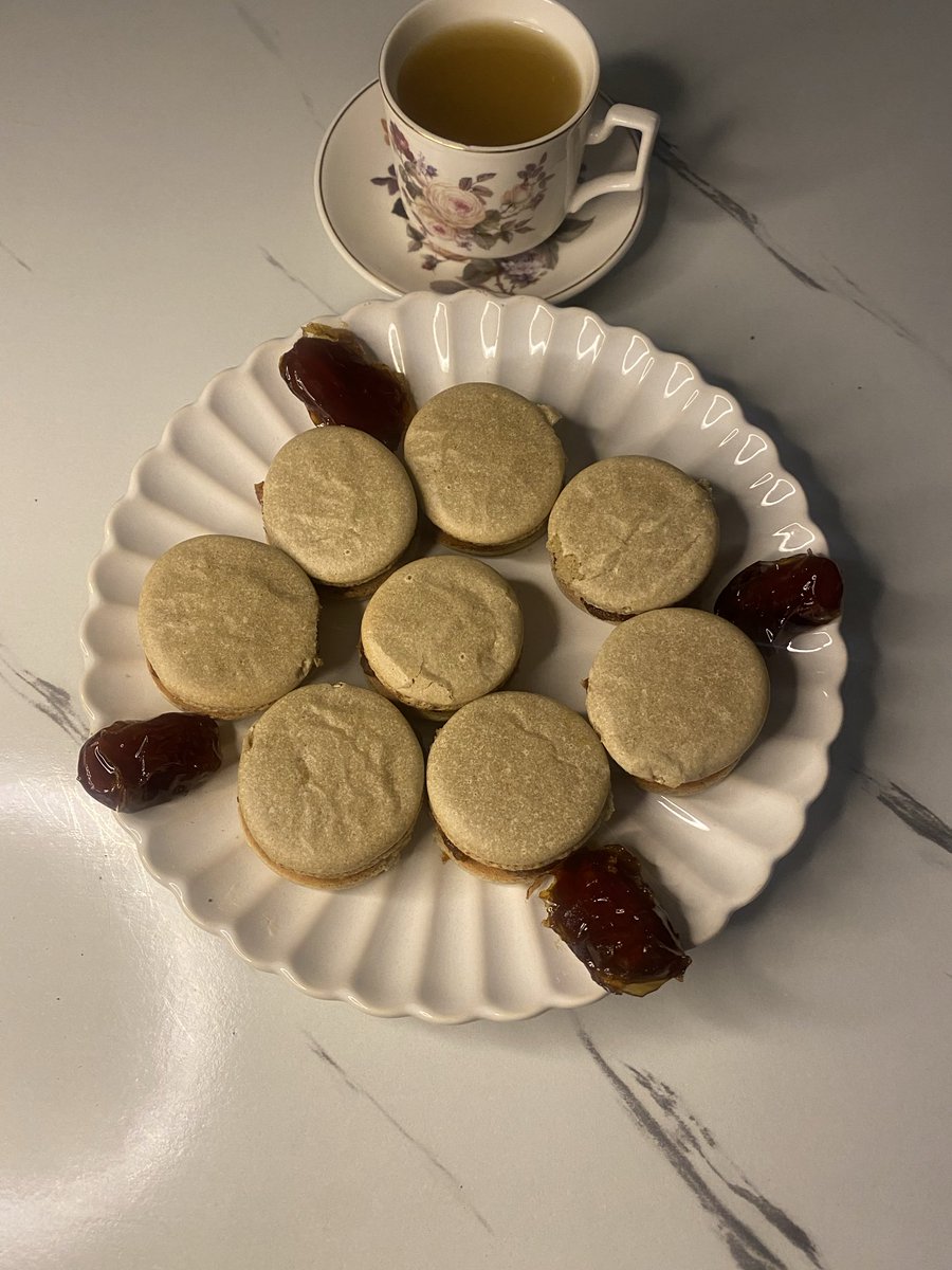 زْينبَ tweet media