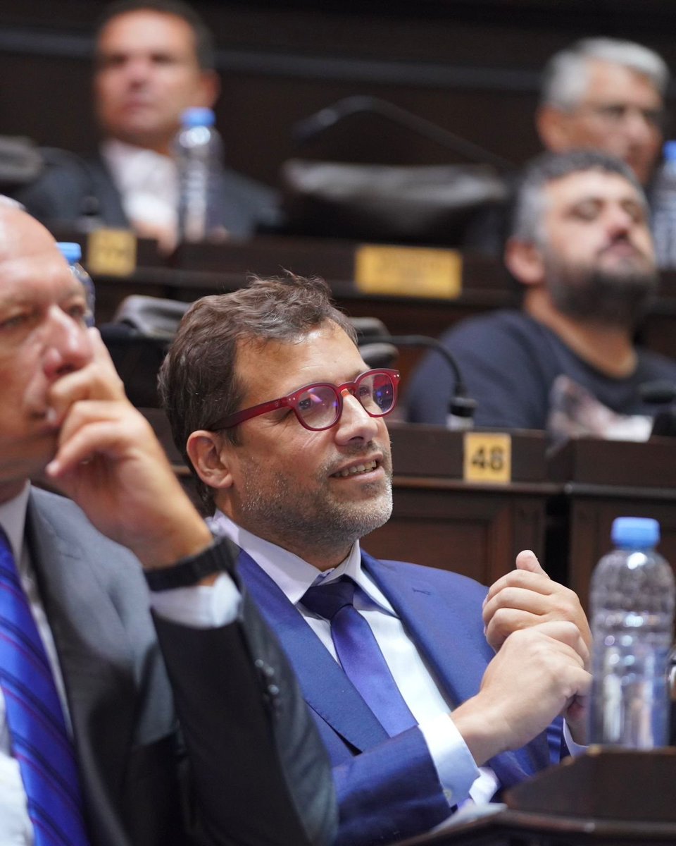 JPdeJesusOK's tweet photo. En la Legislatura bonaerense dimos inicio a un nuevo período de sesiones, con el mensaje del gobernador @Kicillofok .

En un contexto difícil para la Argentina, desde nuestro lugar como legisladores provinciales asumimos la responsabilidad de defender el trabajo, la producción, la educación, la salud y la seguridad de nuestra gente.

Creemos en un Estado protagonista, en un federalismo real y en una Provincia que sea motor de desarrollo y justicia social. Vamos a seguir dando las discusiones necesarias con compromiso, convicción y lealtad al pueblo bonaerense.
