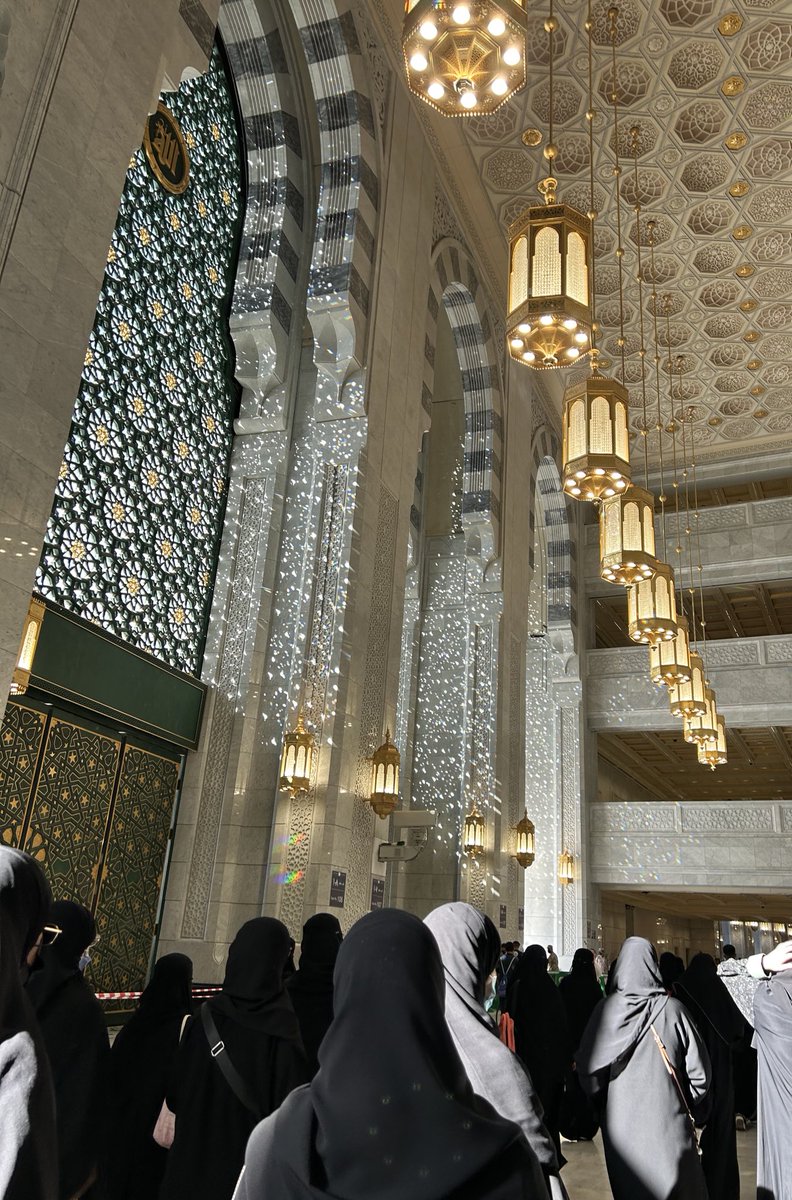Njm8a's tweet photo. {وَمَنْ تَطَوَّعَ خَيْرًا فَإِنَّ اللَّهَ شَاكِرٌ عَلِيم } 🤍🤍

#برنامج_العمرة_المنهجي https://t.co/iGYs7CkSO7