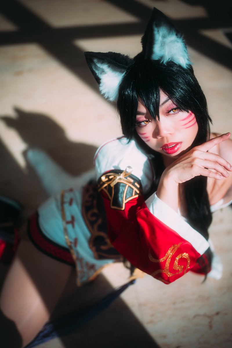 EyeKandyCosplay's tweet photo. Ahri~ 🦊❤️ https://t.co/r3bkq5wFGG