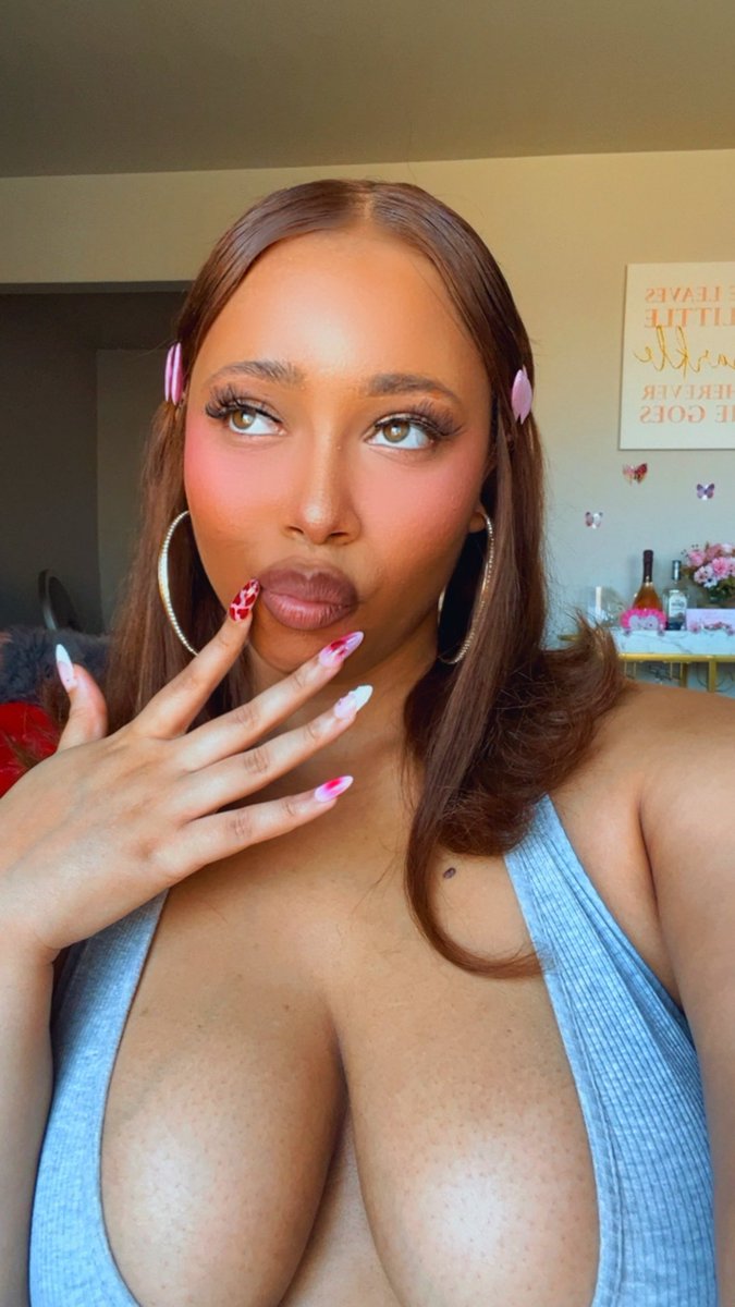 🌹XII.VIII.MCMXCIV🌹 tweet media