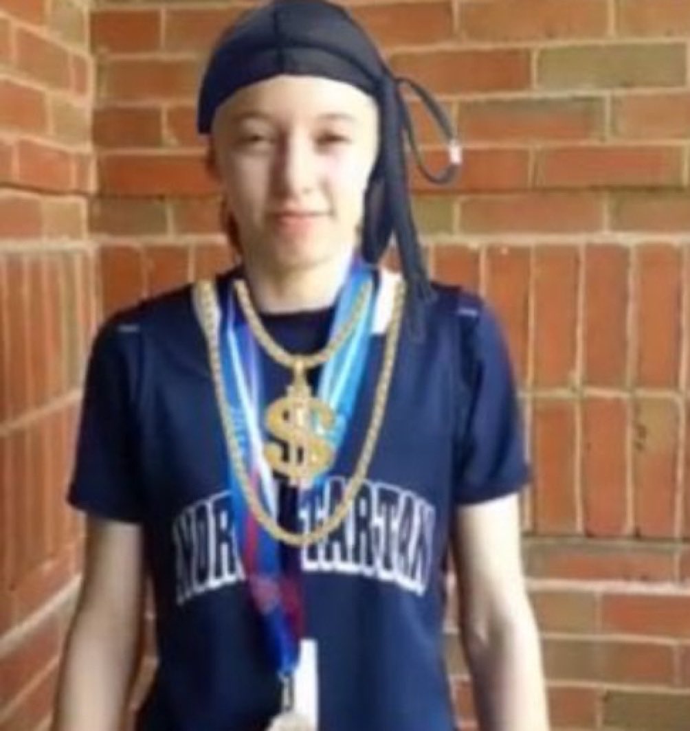 🤍 V 💙 tweet media