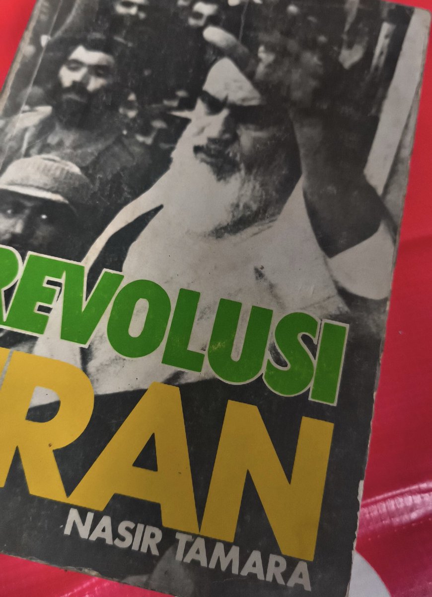 Salah satu referensi untuk dibaca ulang hari2 ini; sebuah buku yang dikembangkan dari laporan jurnalistik yang pernah dimuat di Harian Sinar Harapan