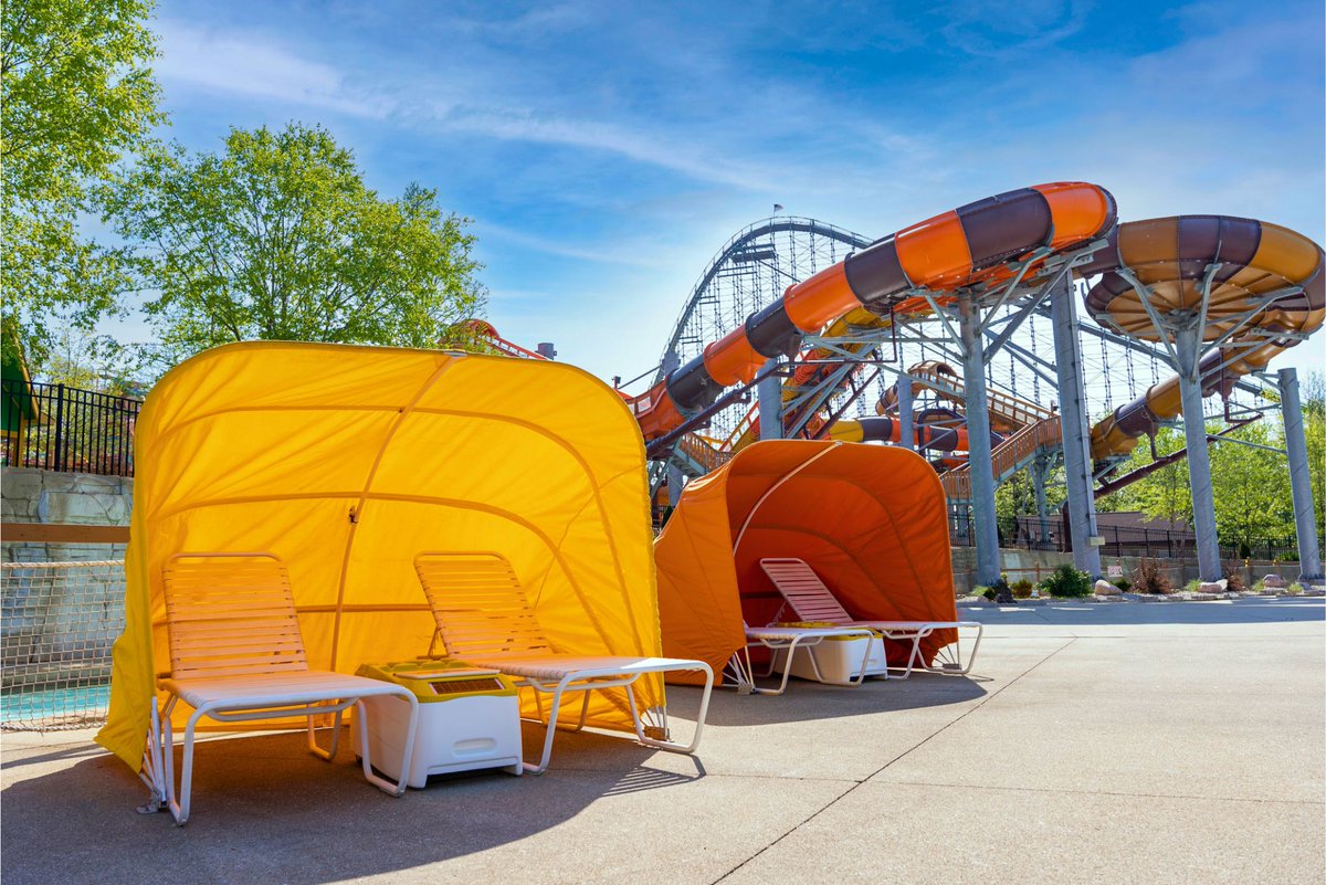 HolidayWorld's tweet image. Cabanas and Cheetah Chaise Loungers are now ON SALE! 🌊🍹 Upgrade your trip to the water park with a little extra comfort and style. Rentals fill up fast, so book yours today! holidayworld.pulse.ly/8z4d30lt0f
#SplashinSafari #Cabana #WaterPark