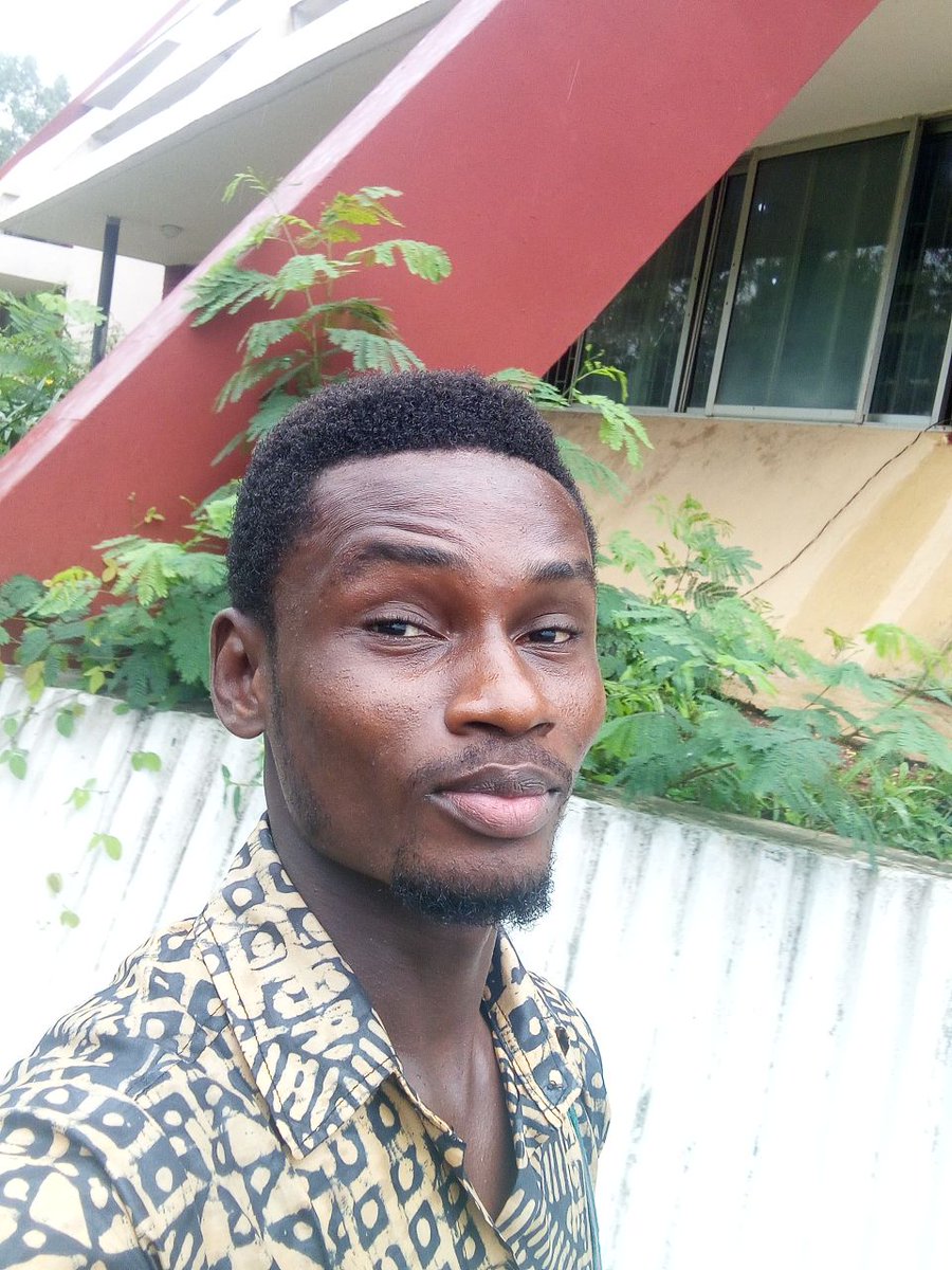 Sholucious's tweet photo. New month
New horizon 
Welcome to my birth month 🌺🌹
Let's march to breakthrough this month ❤️✨ https://t.co/iXb03GhOWo
