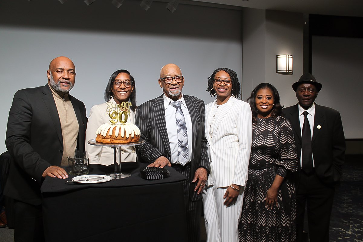 Dr. Bennie Harris tweet media