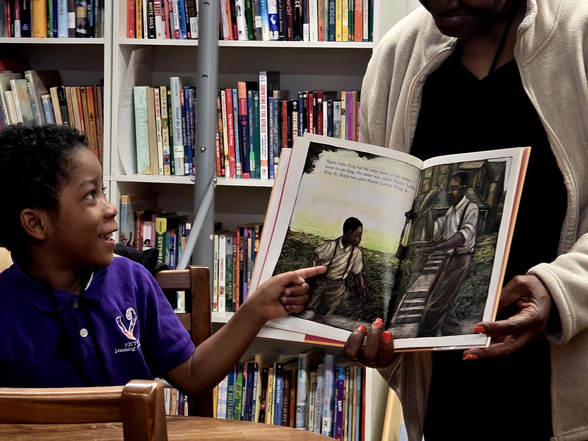 Our Pre‑K takeover with Victory Learning Academy closed out Black History Month with joy and purpose. 🌟
Kids learned the Nigerian welcome song Funga Alafia, practiced self‑love with I Am Enough, and explored Dr. King’s message of fairness through movement and kindness.
✊🏽💛