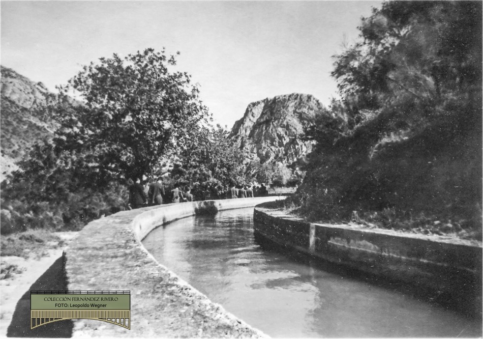 Apidma's tweet photo. 📆En marzo, dedicamos nuestro almanaque al canal de agua que discurre por la garganta de los Gaitanes, en el marco de la industria hidroeléctrica El Chorro. ¡Feliz mes! https://t.co/IRB9P1PYV2