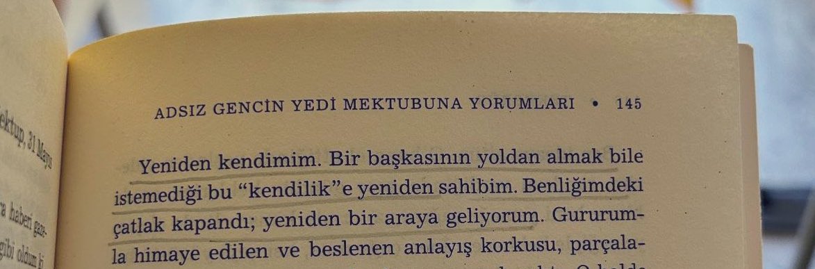 rabikaraman's tweet photo. "yeniden kendimim." https://t.co/nulo4aSf1u