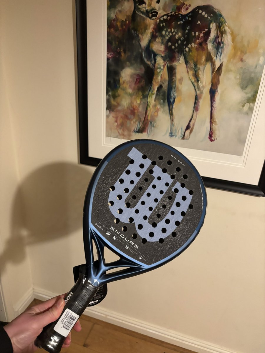 melaniesouth's tweet image. Get me to the nearest padel court :) the wilson endure v1 is here 💙🩵 #wilson #endure #padel