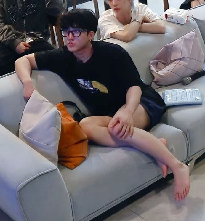 🔞💗🦄🧛♀️ tweet media