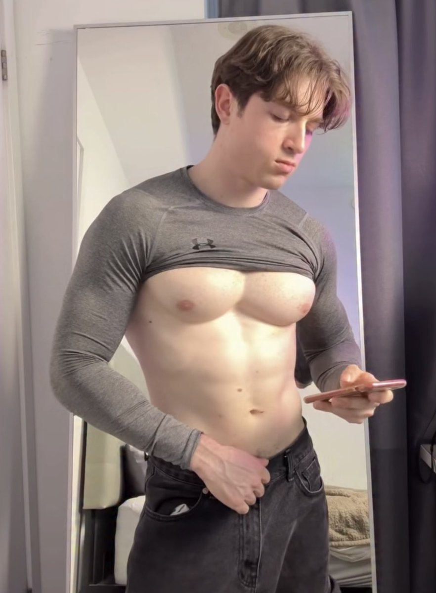 hot dudes tweet media