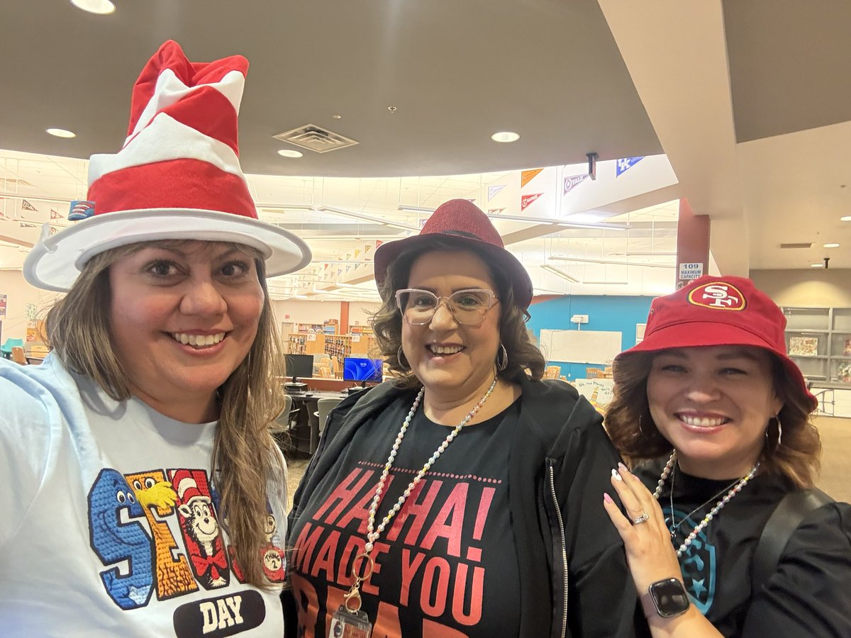 Pebble Hills HS Lib tweet media