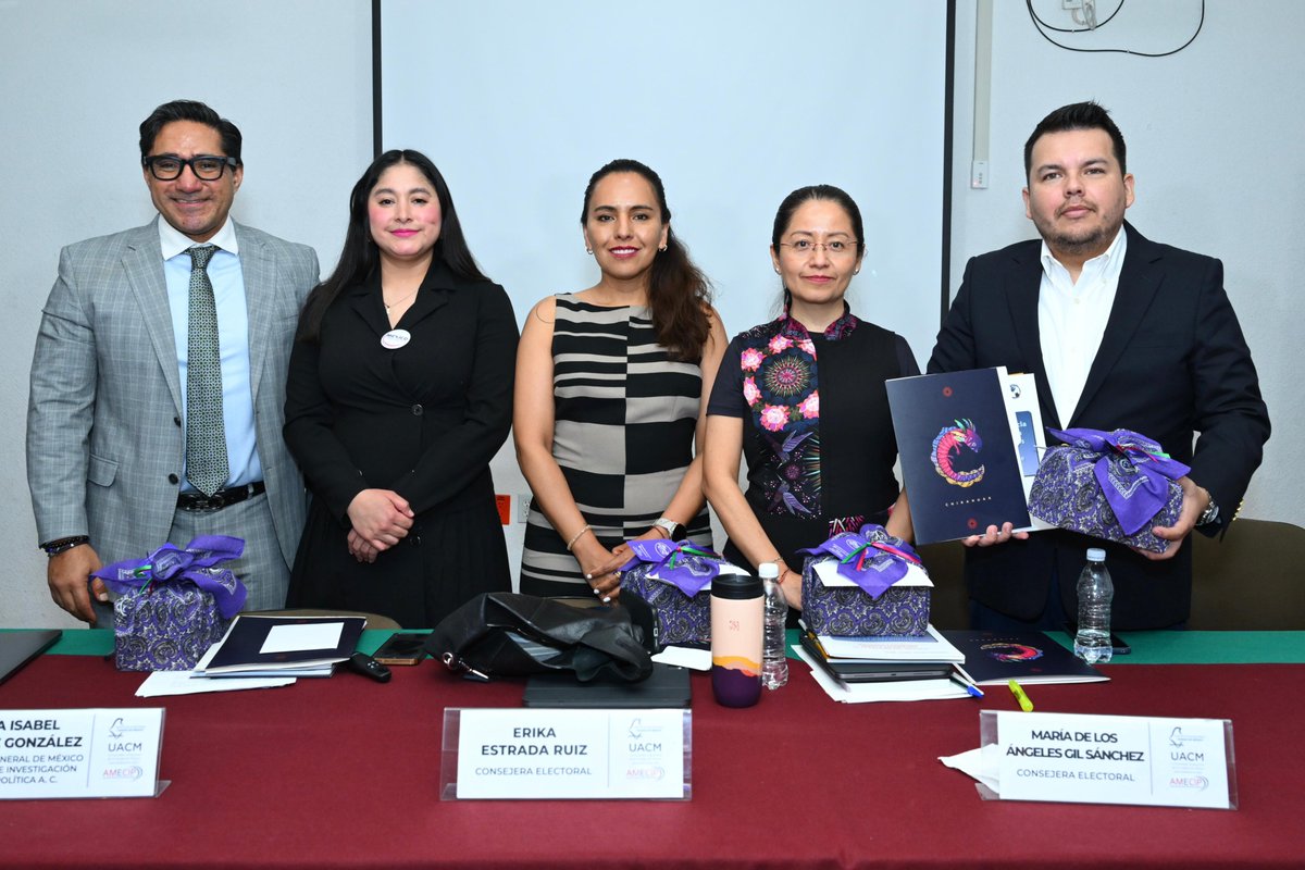 iecm's tweet photo. Las Consejeras @ErikaStradaRuiz y @angelesgil_mx dialogaron con la comunidad de la @UACM sobre migración y prisión preventiva, así como la ampliación y los límites de los derechos político-electorales, durante la sesión 2 del Seminario “Reforma Electoral, grupos de atención prioritaria y acciones afirmativas”
