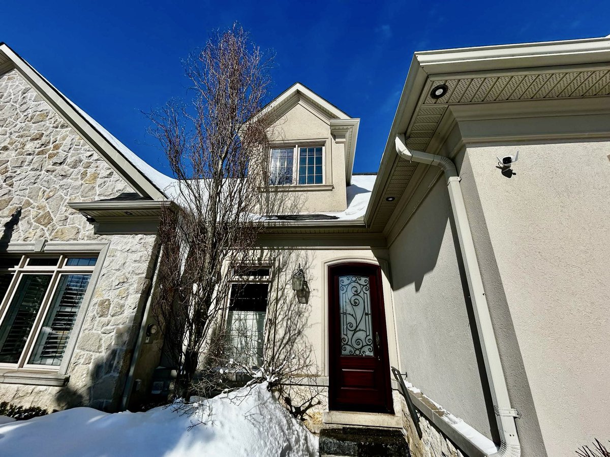 AmberwoodDoors's tweet image. Exquisite #custommade *SOLID* #mahogany @AmberwoodDoors #door with Regency stain; #custom glass with Black #wroughtiron &amp;amp; @emtek_products lockset!
#doors   #doorsofdistinction   #MADEIN 🇨🇦

Contact amberwooddoors.com
416-213-8007 or 1-800-861-3591
🇨🇦 &amp;amp; 🇺🇸 Shipping