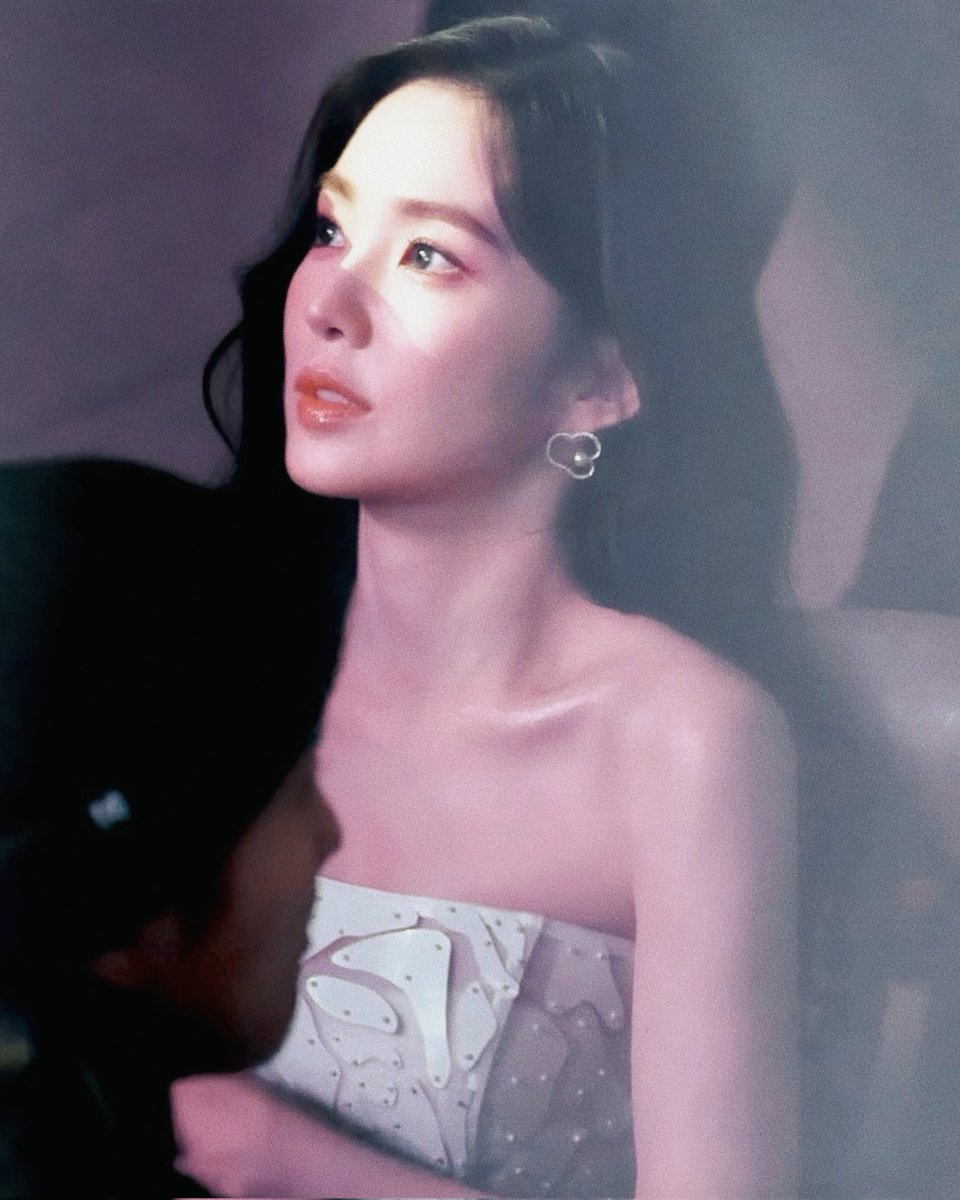 irene 🩷 (@baebaelovebae) on Twitter photo 