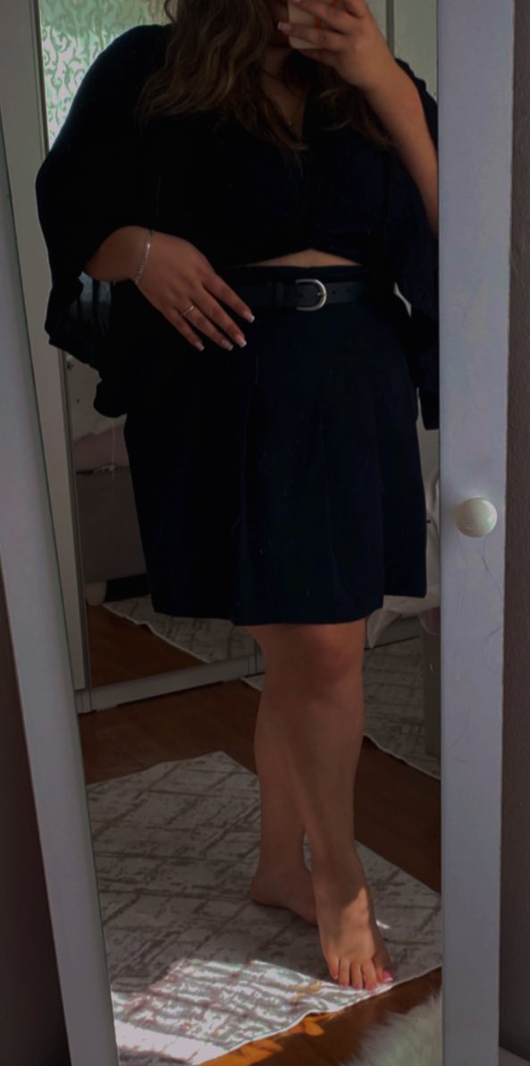 Özlediniz mi 😈 

#ds  #mistress #foot  #prodomme #darkfeminine #geceenerjisi #Dior #kadıngücü #vibes #noir #attitude