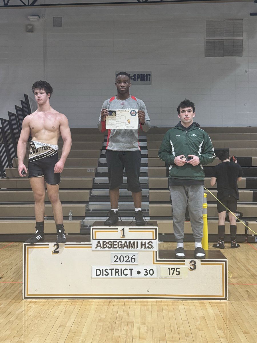 MainlandAD's tweet photo. Congratulations to our Mustang Wrestlers that placed top 3 at Districts and will move on to Regions!
Senior - Chase Hoag
Senior - Bella Scittina 
Junior - Eban Kuhns
Freshman - Mario DiBartolo
#StangPride https://t.co/cW0uSp7DSB