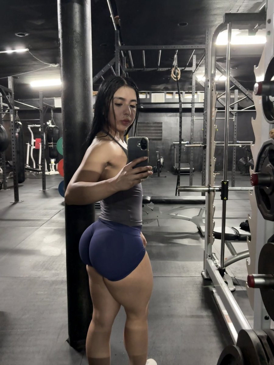 leslie★ tweet media