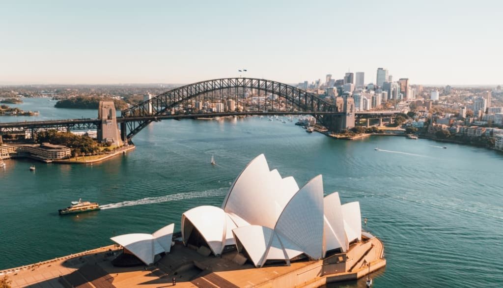 GDevSpace's tweet photo. Sydney - 8th destination😃
Where to go 📷
1-Opera House 
2-Royal Botanic Garden 
3-Harbour Bridge  
4-Tower Eye
#Sydney #travel #adventure #wonderfulplace #australia #trip #seyahat #macera #gezilecekyerler #sidney #wheretogo #wonderful https://t.co/WBYxktRVtj